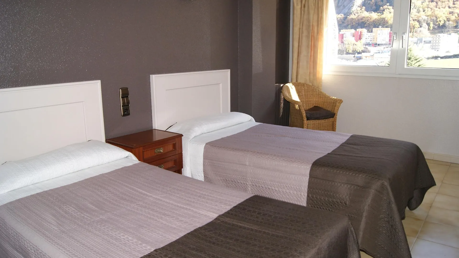 Hotel Font Del Marge Andorra la Vella